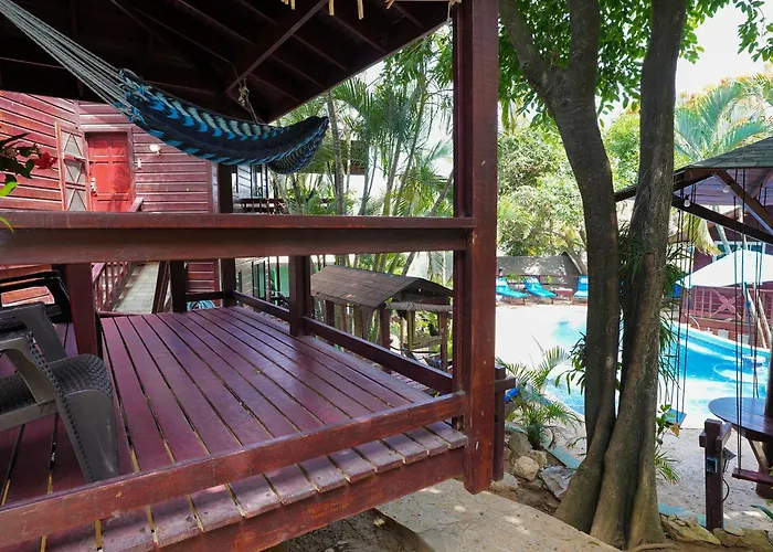 West Bay Lodge And Spa